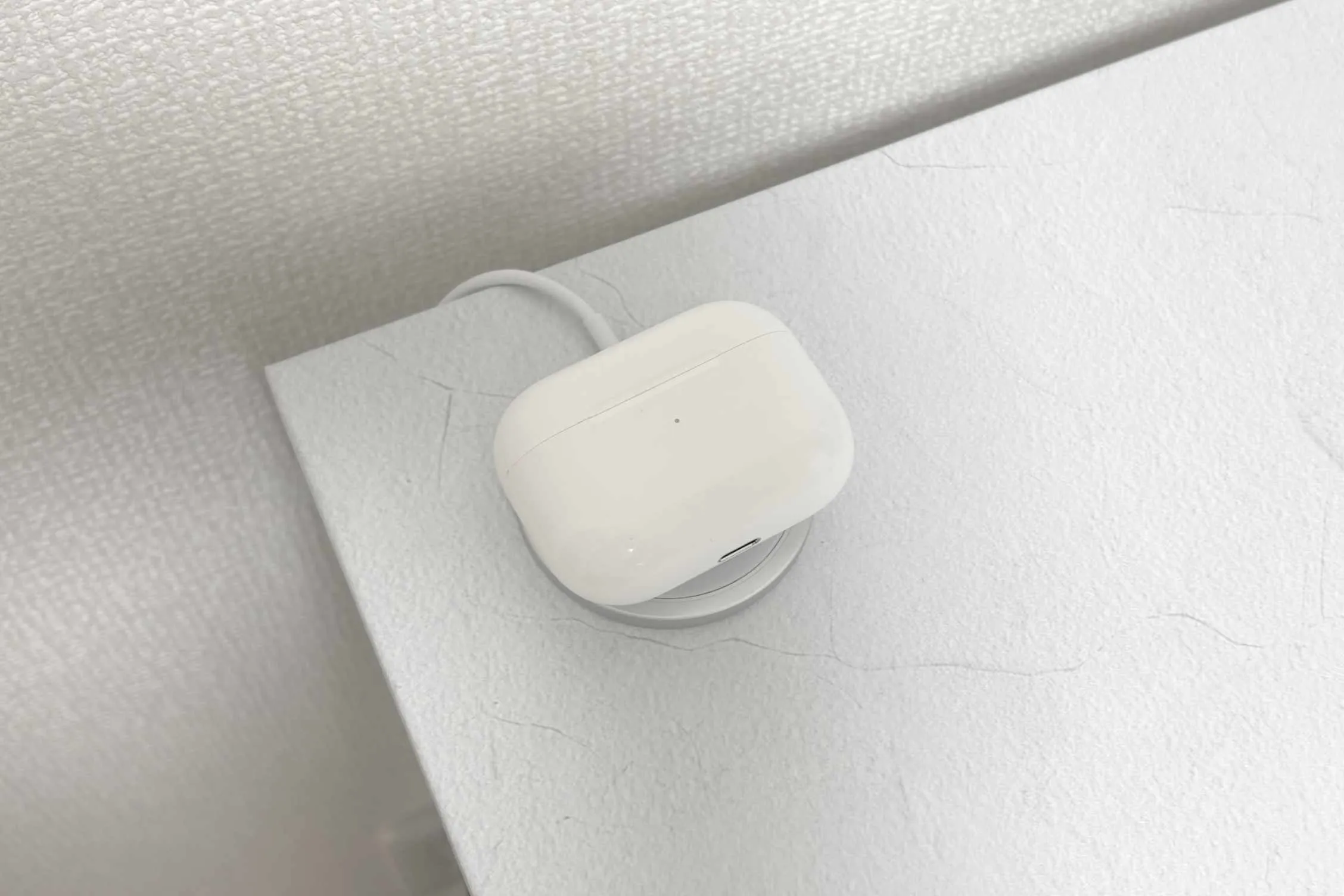 ワイヤレス充電は必須、今まで使ってきたイヤホンで一番付け心地が神（2枚目）